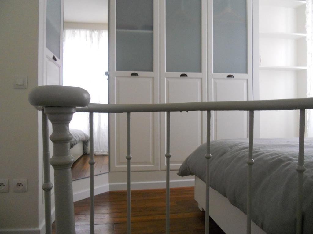Urban Chic Montmartre Loft Apartment Paris Room photo